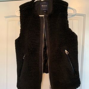 Madewell teddy vest - black